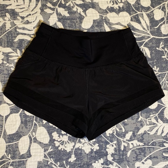 Lululemon pace perfect short